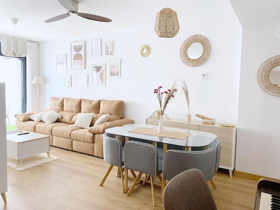 Casa Del Mar Luxury. Primera Linea De Playa Almería Buitenkant foto